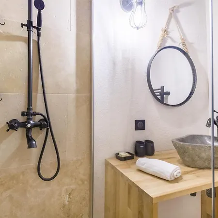 - Paul De Vence Village Apartment Saint-Paul-de-Vence